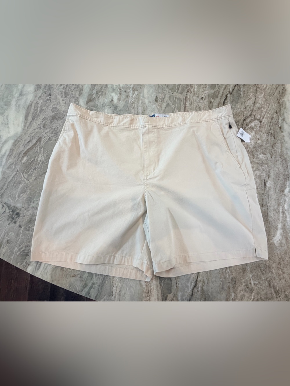 NWT Old Navy Women’s XXXL Khaki Chino Shorts Plus Size Beige Summer